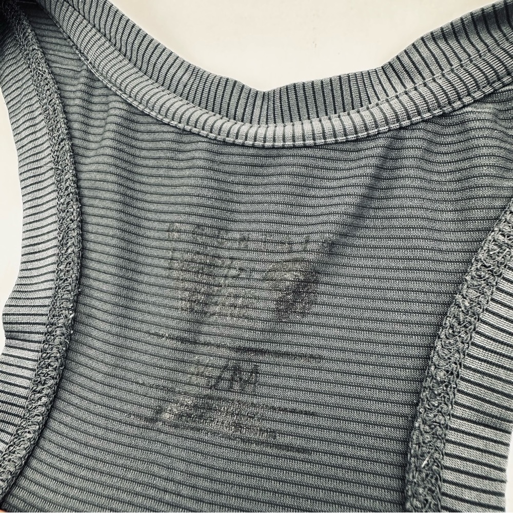 Mountain Hardwear Wicked Lite Tank Top Grey Stripe - Picture 5 of 13